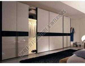 Wooden Sliding Door Wardrobe