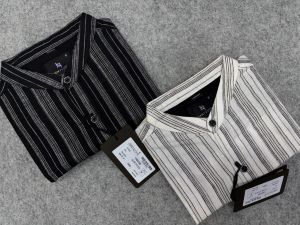 Men Regulr Fit Full Sleeves Striped Casual Shirt