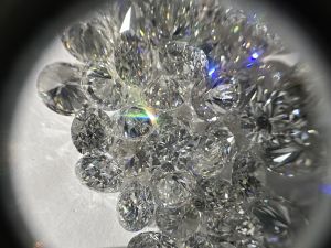 Round Plus 25 Pointer Diamond