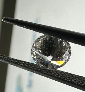 IGI Certified Round Cut Diamond