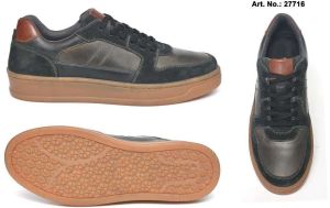 Men Low Top Casual Sneaker