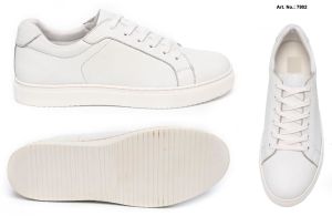 Men Trendy Low Top Sneakers Shoes