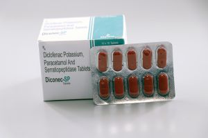 Diclofenac Potassium, Paracetamol &AMP; Serratiopeptidase Tablet