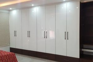GRHW-210 Wooden Wardrobe
