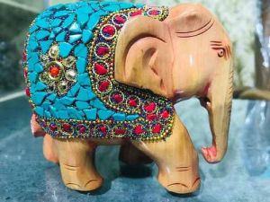 Wooden Hand Carved Showpiece