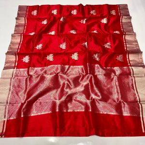 Silver Zari Border Kamal Boota Pattu Soft Silk Saree