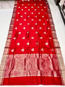 Silver Zari Border Kamal Boota Pattu Soft Silk Saree