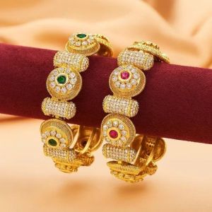 Ladies Artificial Bangle Set
