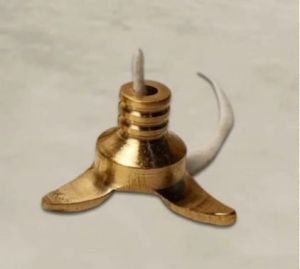 Brass Triangular Thiri Holder