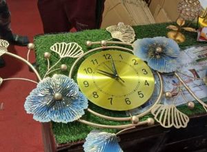 Designer Metal Wall Clock