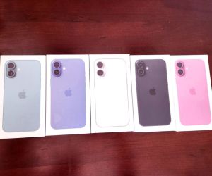 128GB Unlocked Apple Iphone 16 Plus