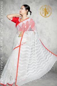 Handwoven Silk Muslin Temple Design Festive Saree