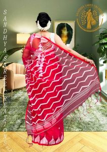 Premium Silk Muslin Temple Pattern Contrast Blouse Saree