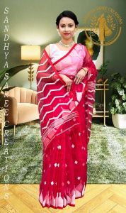 Premium Silk Muslin Temple Pattern Contrast Blouse Saree
