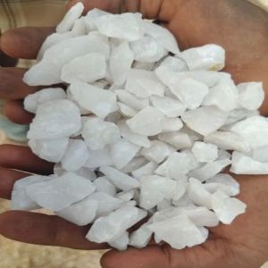 10-20 Mm Semi White Quartz Grains