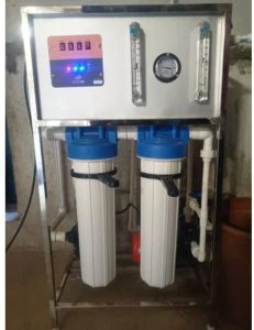 100 Lph Plastic RO Plant