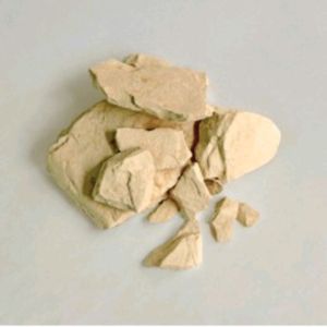 Raw Multani Mitti Lumps