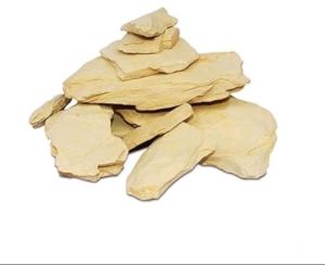 Raw Multani Mitti Lumps