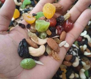 Deluxe Assorted Dry Fruits Mix