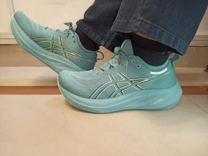 Asics Gel-Nimbus 26 Mens Premium Road Running Shoes