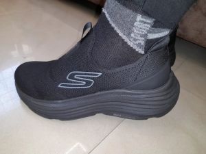 Skechers Max Cushioning Endeavour SA Mens Slip-On Shoes