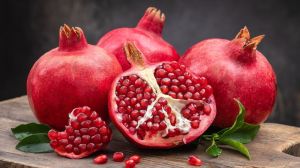 a Grade Fresh Fresh Pomegranate