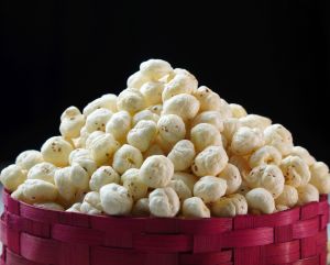 4 Plus Suta Raw Makhana