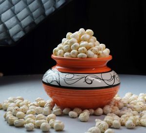 3 Suta Raw Makhana