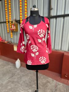 Pink Ladies Printed Kurti