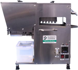 800 Watt Domestic Oil Press with Filter