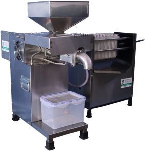 Oil Press Machine with Inbuilt Filter