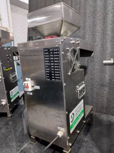 SE-1900 Oil Press Machine