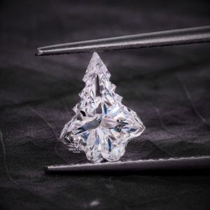 christmas tree shaped lab grown diamond