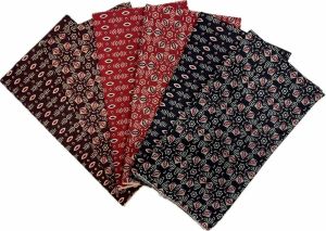 Ladies Ethnic Batik Print Cotton Nighty Fabric
