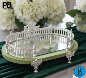 Royal Oval Singhasan Mirror Tray &Ndash; Silver Finish