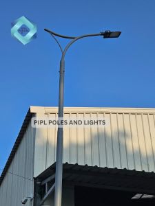 Tubular Arm Bracket Street Light Pole