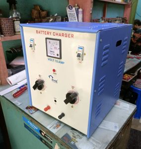 PHE 15Amp Battery Charger