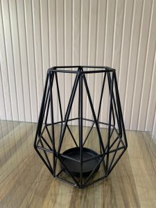 Black Metal Geometric Candle Holder