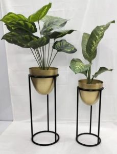 Handicrafts Metal Floor Flower Planter