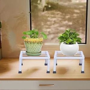 White Metal Plant Stand