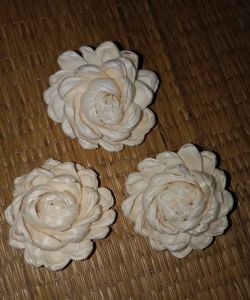 White Handmade Sola Wood Flower