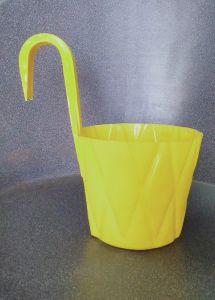 Plastic Solitaire Hook Flower Pot