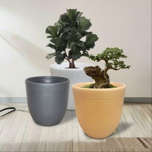 Round Vetro Plastic Planter