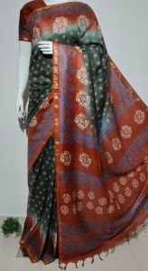 Ladies Dual Shade Floral Designer Party Wear Silk Blend Saree