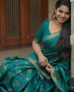 Ladies Elegant Golden Buti Soft Silk Party Wear Saree
