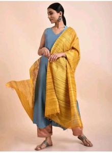 Ladies Tussar Ghicha Silk Plain Border Dupatta