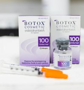 Botox Cosmetic Injection