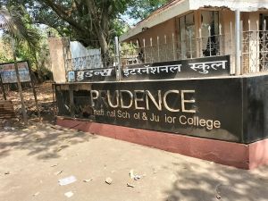 Outdoor School Entrance ACP Signage with Stainless Steel 3D Letters