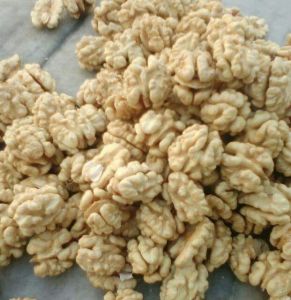 Snow White Walnut Kernels