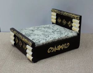 Wooden Laddu Gopal Ji Polish Bed